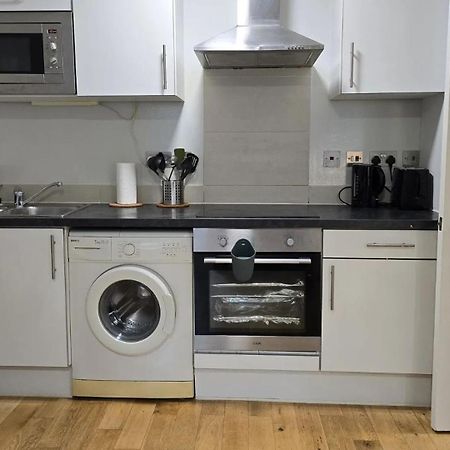 Westciti Chatsworth Road Apartments クロイドン エクステリア 写真