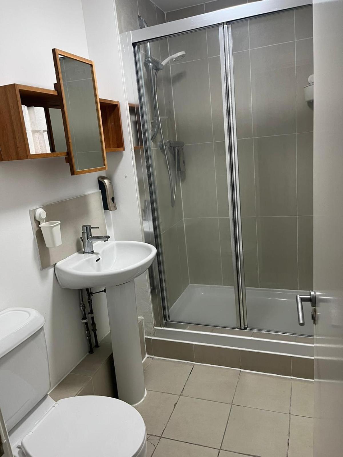 Westciti Chatsworth Road Apartments クロイドン エクステリア 写真