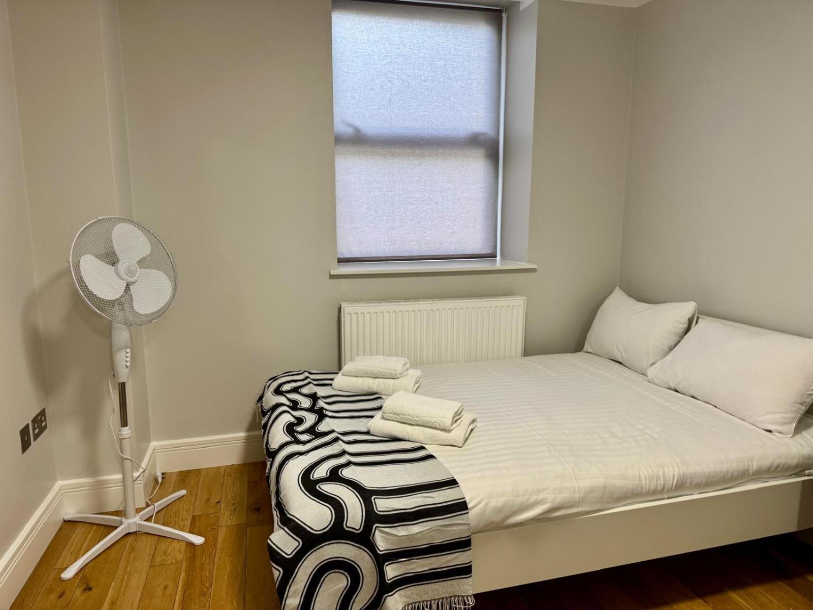 Westciti Chatsworth Road Apartments クロイドン エクステリア 写真