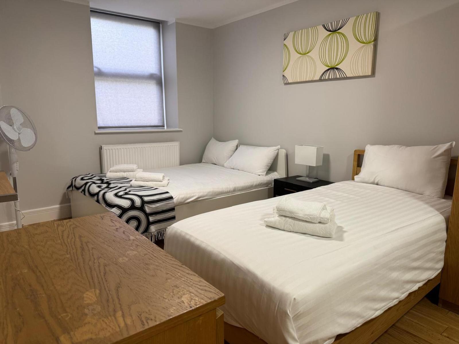 Westciti Chatsworth Road Apartments クロイドン エクステリア 写真